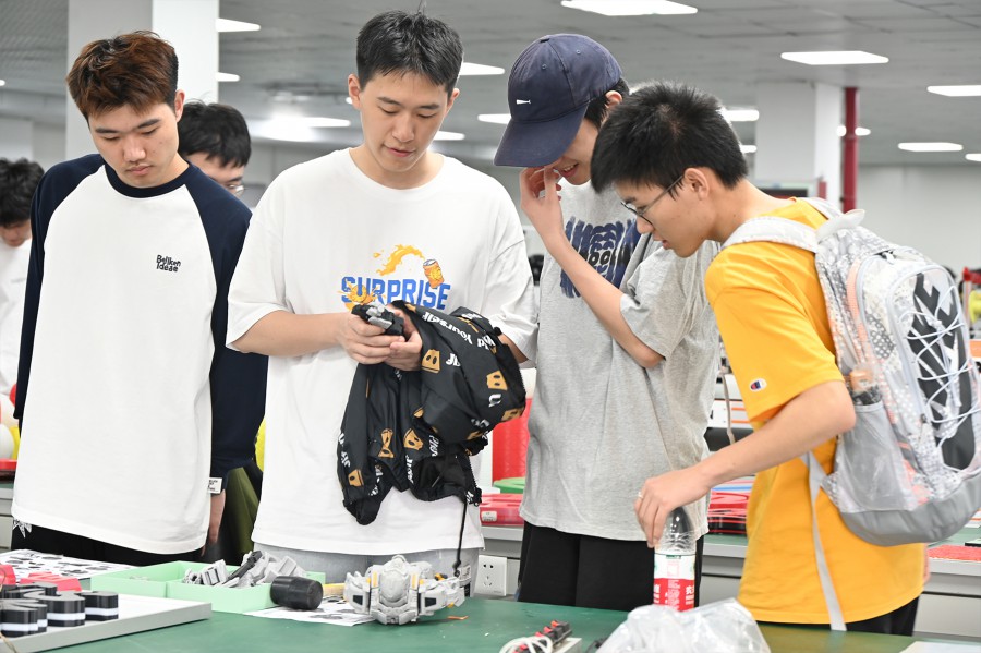 1682300650473478197B.jpg 19.jpg